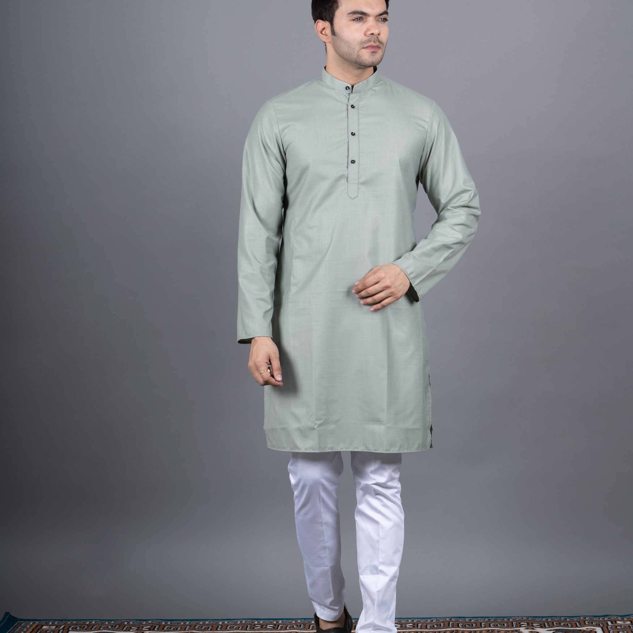 MEN'S SOLID KURTA (GREEN)