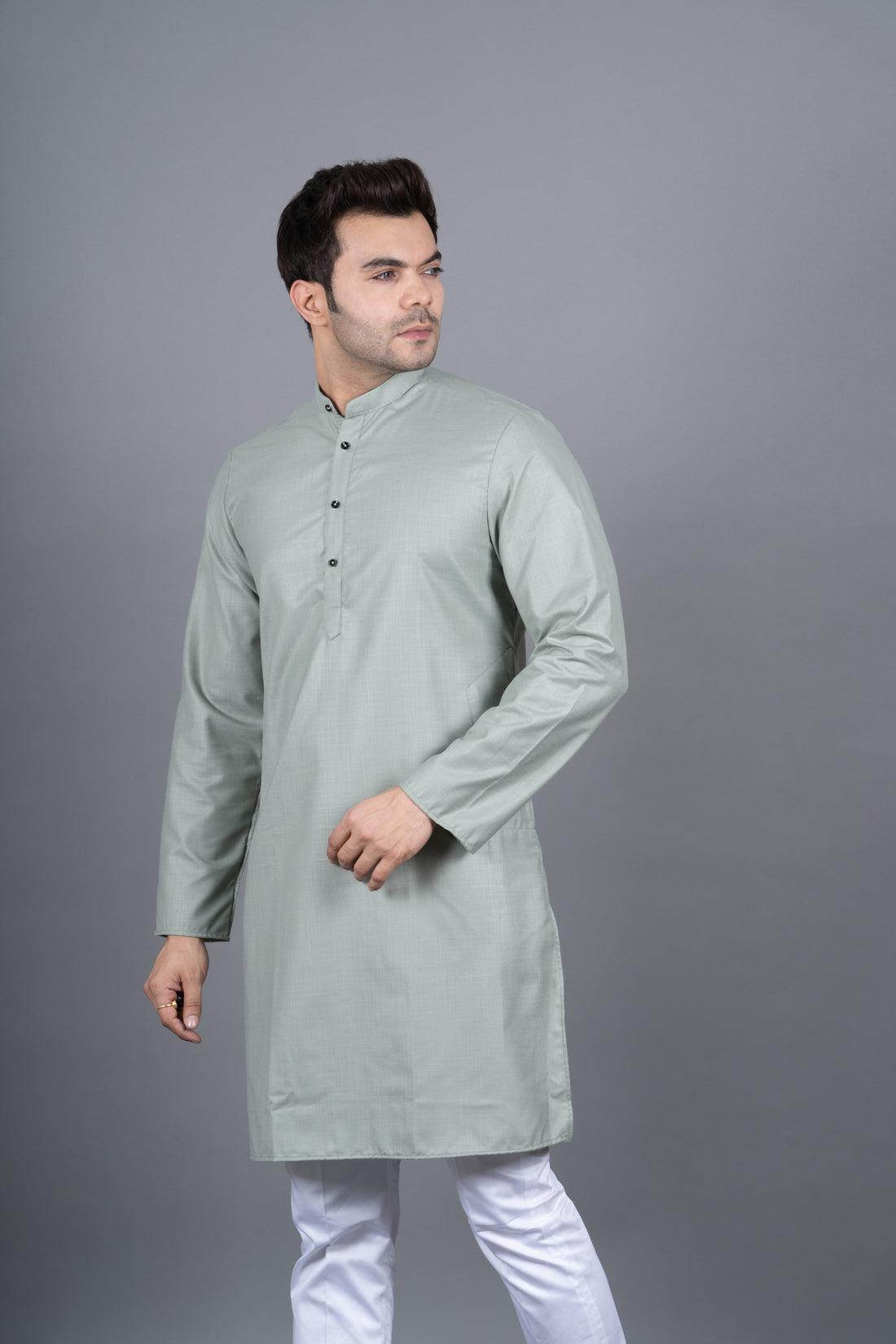 MEN'S SOLID KURTA (GREEN)