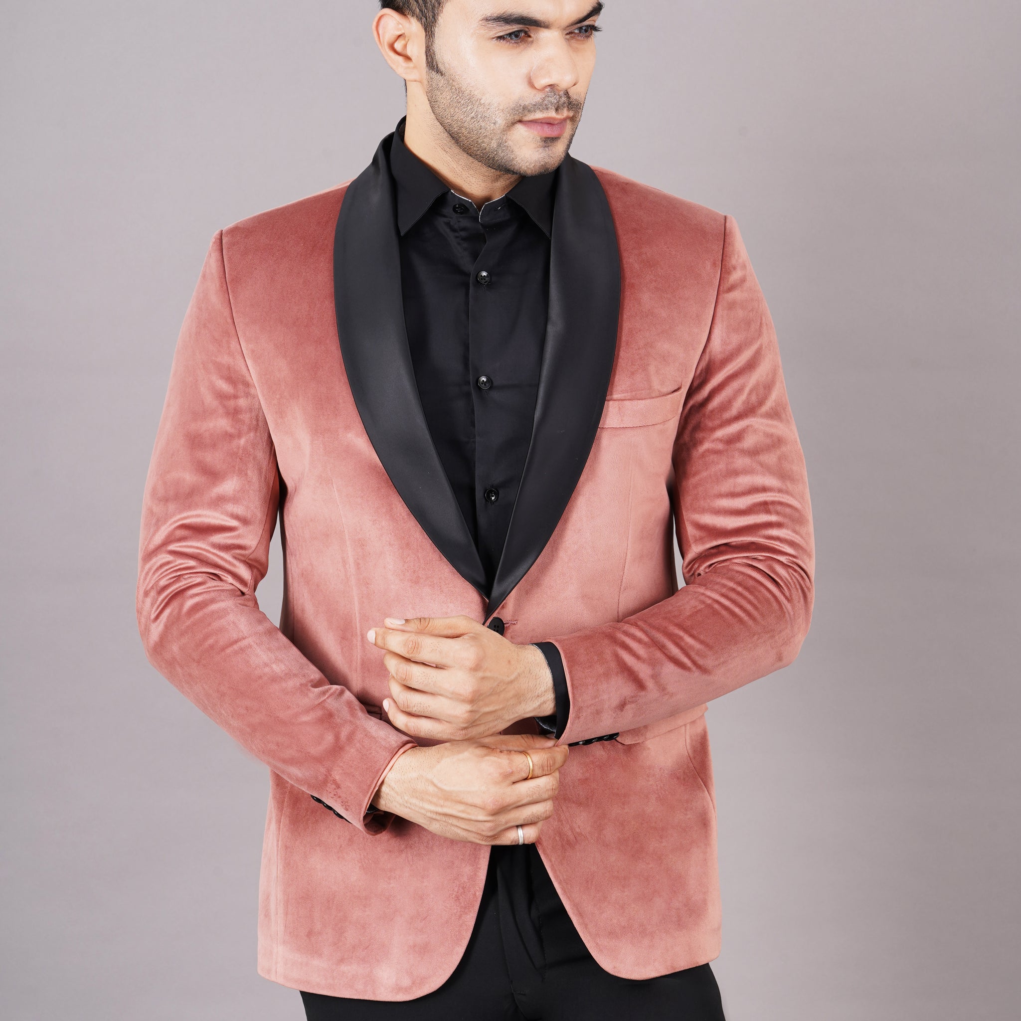 SINGLE BREASTED TUXEDO VELVET BLAZER ( PEACH )