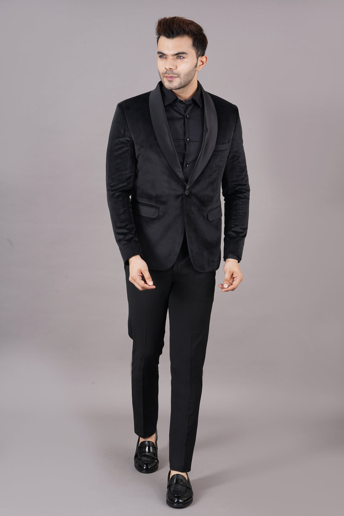 SINGLE BREASTED TUXEDO VELVET BLAZER ( BLACK )